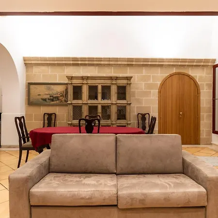 Palazzo Barone Apartmán *