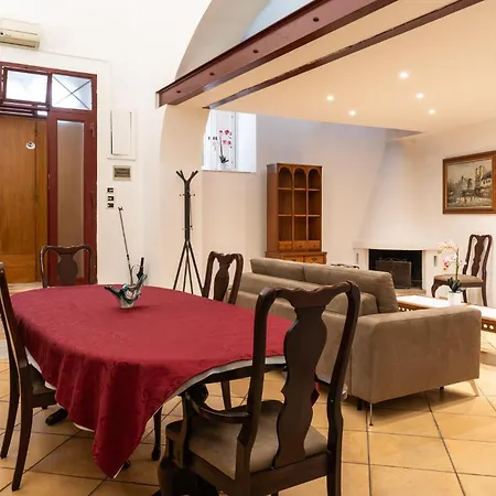 Appartamento Palazzo Barone *
