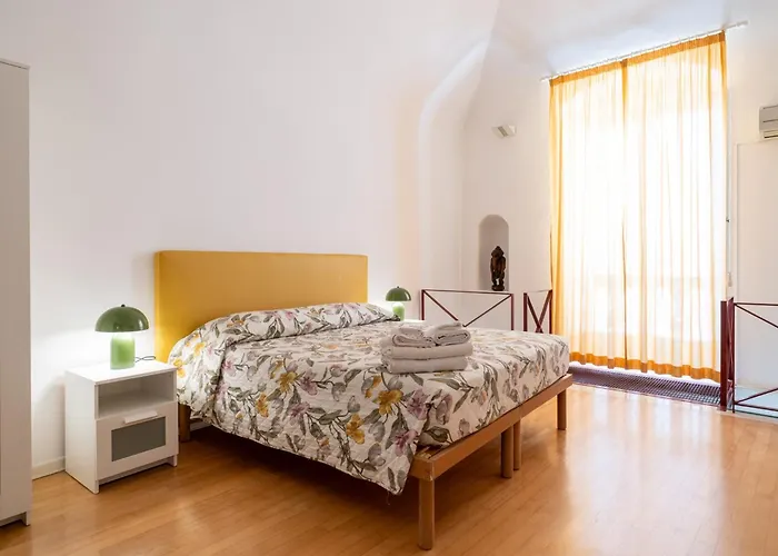 Palazzo Barone Apartment *