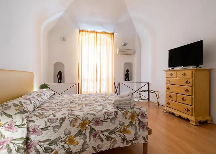 Palazzo Barone Daire *